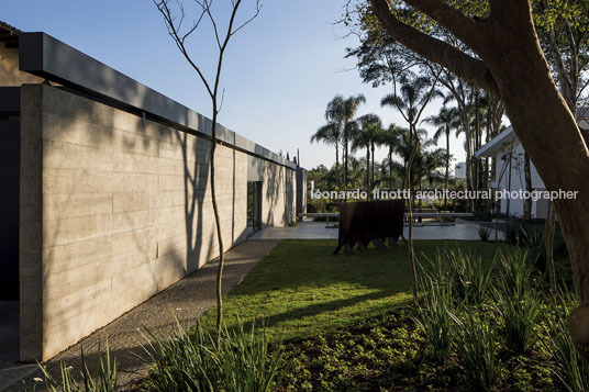 art pavilion metro arquitetos