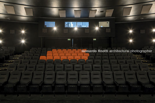 cinema itaú/augusta metro arquitetos