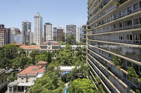 edifício bretagne artacho jurado