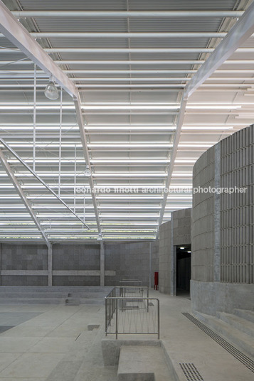 arena do morro herzog & de meuron