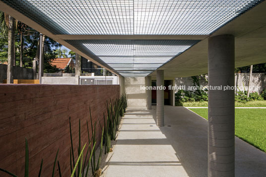 cdpp casa ibiá, reinach mendonça