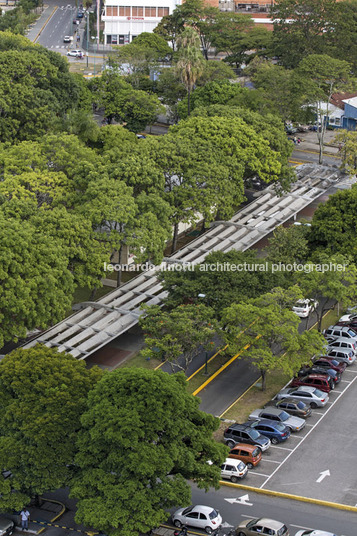 pasillos cubiertos - ucv carlos raúl villanueva