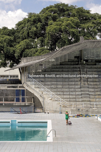 complejo de piscinas - ucv carlos raúl villanueva