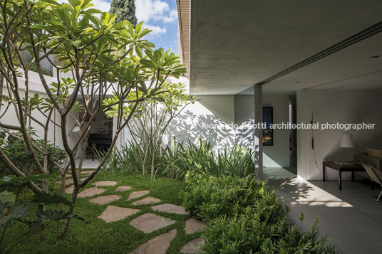 casa dos pátios isay weinfeld