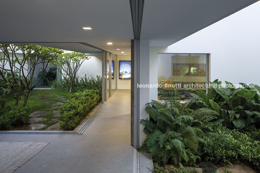 casa dos pátios isay weinfeld