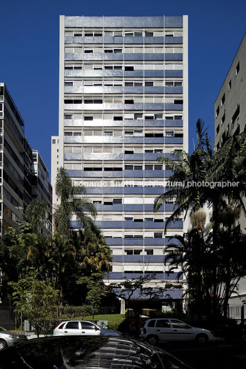 place de i'etoile building joao kon