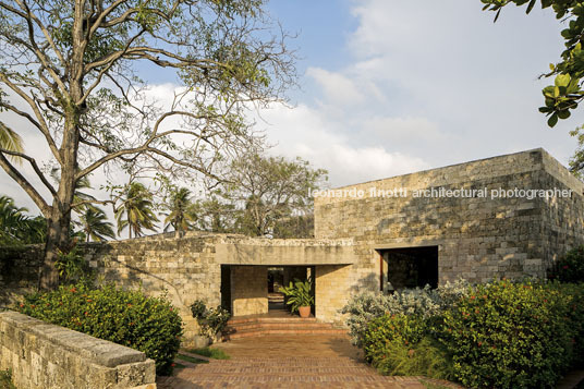 casa de huéspedes ilustres  rogelio salmona