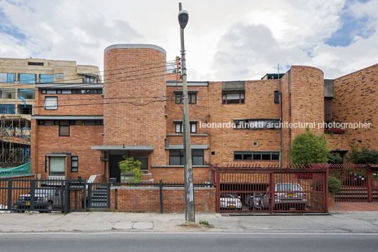 casa martinez fernando martínez sanabria