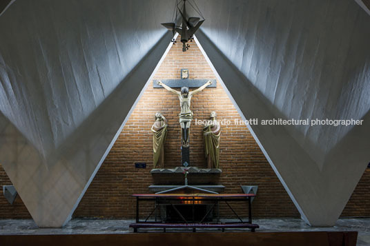 iglesia de la virgen medalla milagrosa felix candela