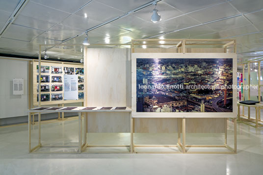cidade gráfica exhibition at itaú cultural celso longo