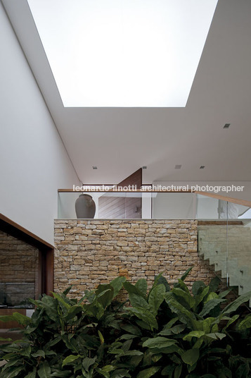residência ct - quinta da baroneza bernardes+jacobsen