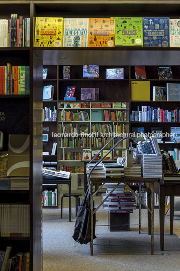 livraria da vila 2 - cidade jardim isay weinfeld