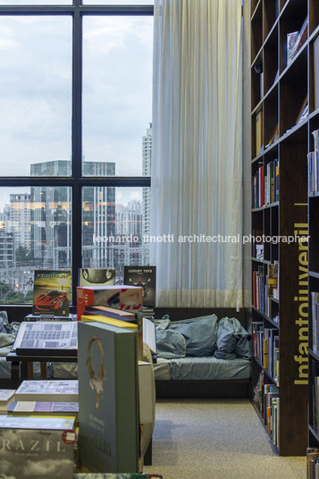 livraria da vila 2 - cidade jardim isay weinfeld