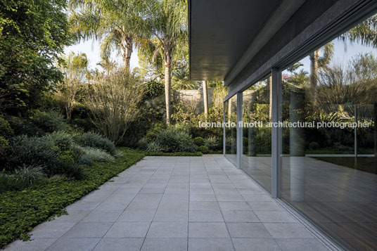 instituto ling isay weinfeld