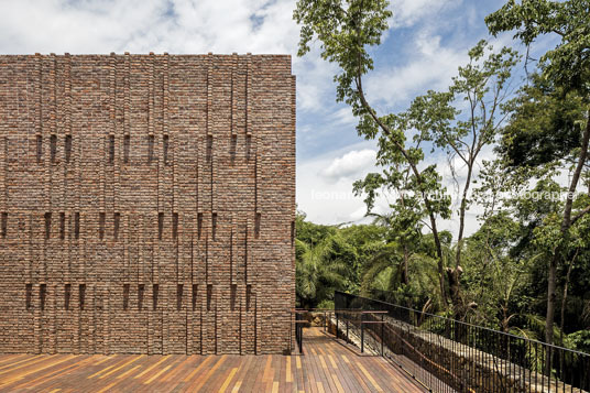 galeria claudia andujar - inhotim arquitetos associados