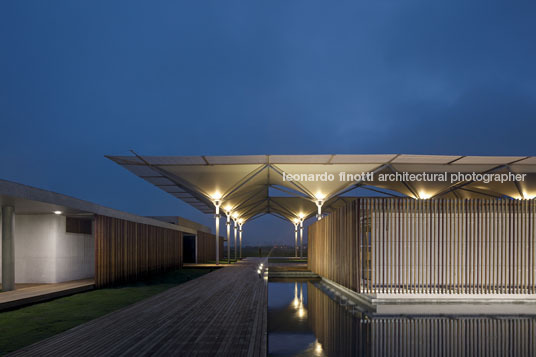 olympic golf course rua arquitetos