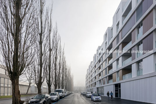 emmi-main office and apartment complex russli architekten