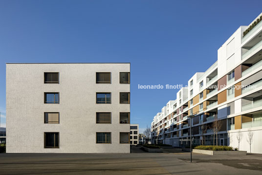 emmi-main office and apartment complex russli architekten