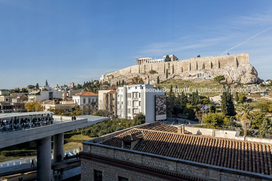 acropolis museum bernard tschumi