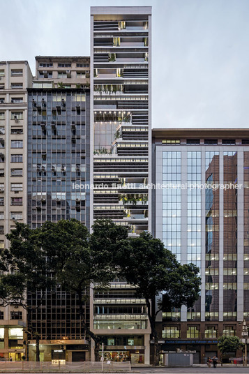 edifício rb12 triptyque