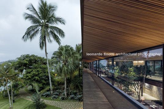 casa ab jacobsen arquitetura