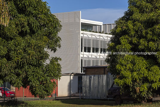 cnm mira arquitetos
