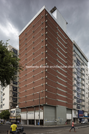 edifício garagem otis diógenes rebouças