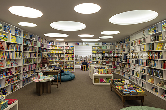 livraria da vila - galleria shopping isay weinfeld