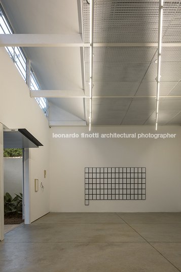 luciana brito gallery piratininga arquitetos associados