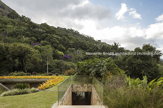 residência gn - pavilhão miguel pinto guimarães