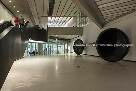 maxxi museum zaha hadid