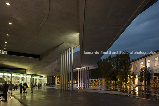 maxxi museum zaha hadid