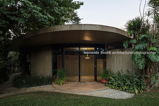 silvia celeste de campos house oscar niemeyer