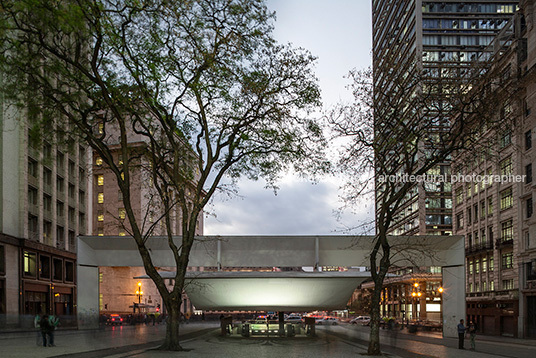 patriarca square paulo mendes da rocha