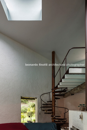 valeria cirell house lina bo bardi