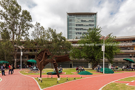 centro universitario de arte, arquitectura y diseño (cuaad - udg) humberto ponce adame