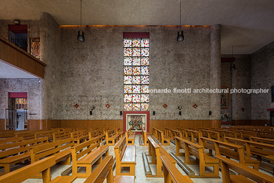 iglesia de la santa cruz pedro castellanos lambley