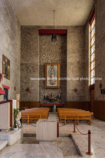 iglesia de la santa cruz pedro castellanos lambley