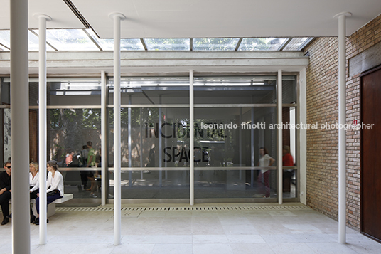 reporting from the front - giardini della biennale 2016 alejandro aravena