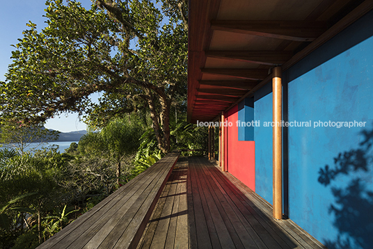 mamanguá bernardes arquitetura