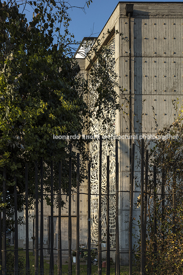 capilla del colegio del verbo divino mario pérez de arce