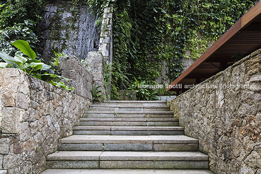 casa abk bernardes arquitetura