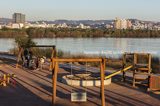 parque urbano da orla de guaíba jaime lerner