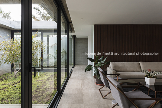 casa parejas peinado sommet srl