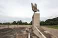 the monument of the open hand le corbusier