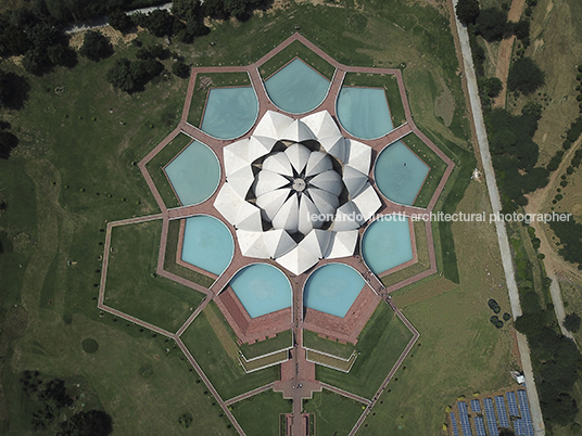 lotus temple fariborz sahba