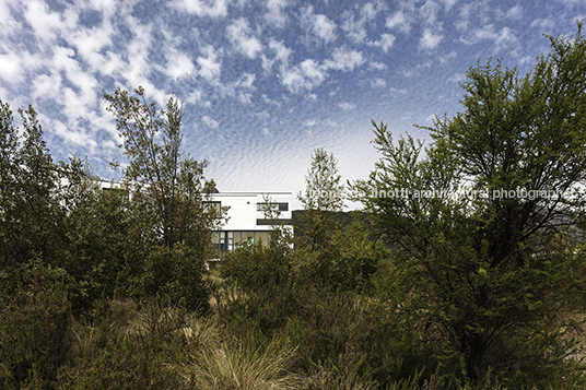 universidad adolfo ibañez - edificio d-campus peñalolen josé cruz ovalle