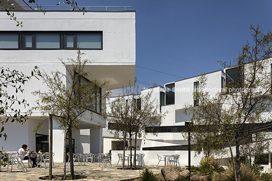 universidad adolfo ibañez - edificio e-campus peñalolen josé cruz ovalle