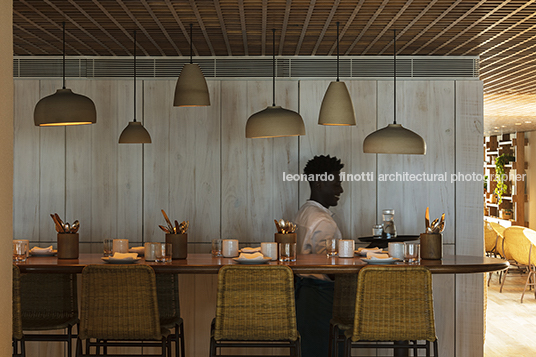 hotel arpoador bernardes arquitetura