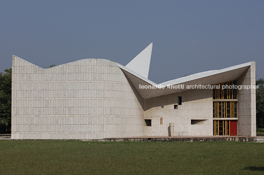 panjab university gandhi bhawan pierre jeanneret